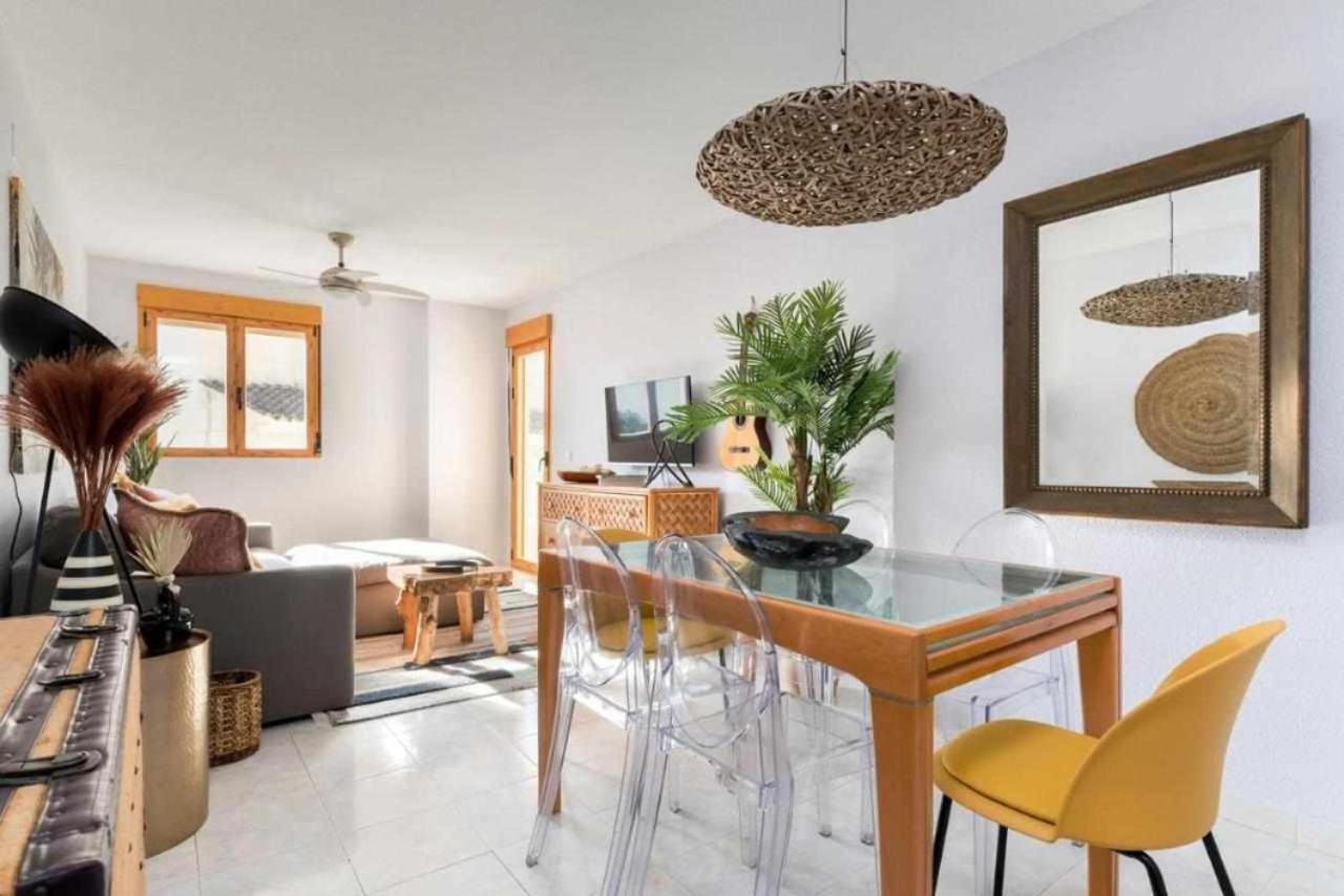 Oasis 2 Balcon Con Vistas Al Mar Y Montana By Vero Αλτέα Εξωτερικό φωτογραφία